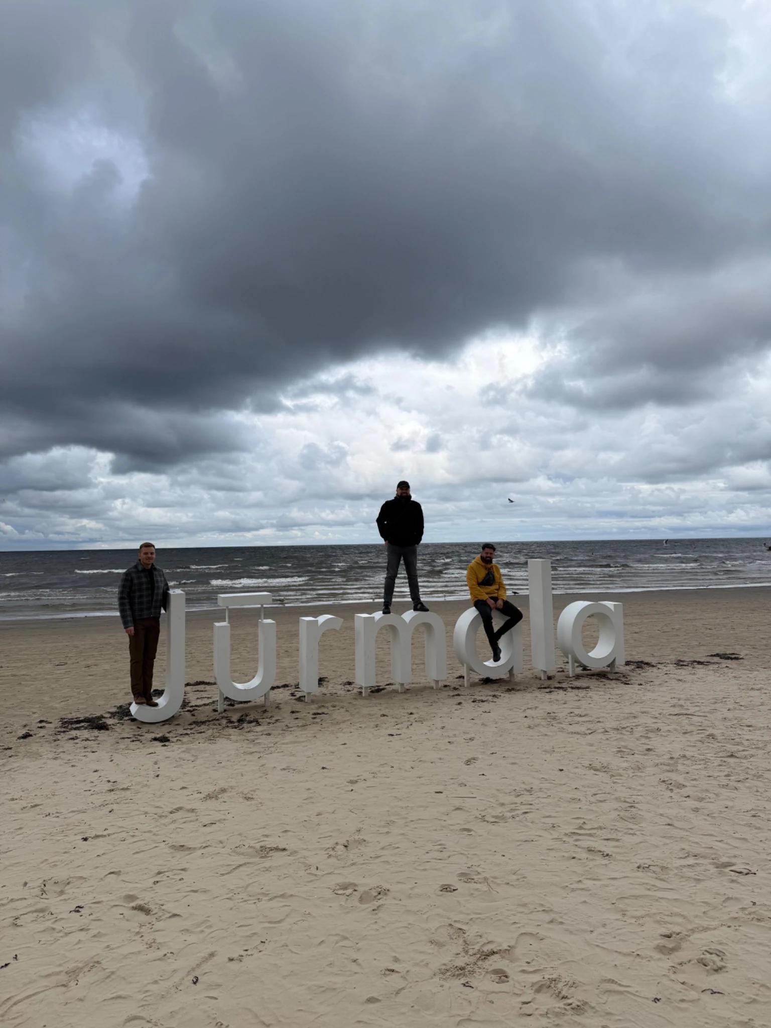 jurmala-plaz-skupinova-fotografia