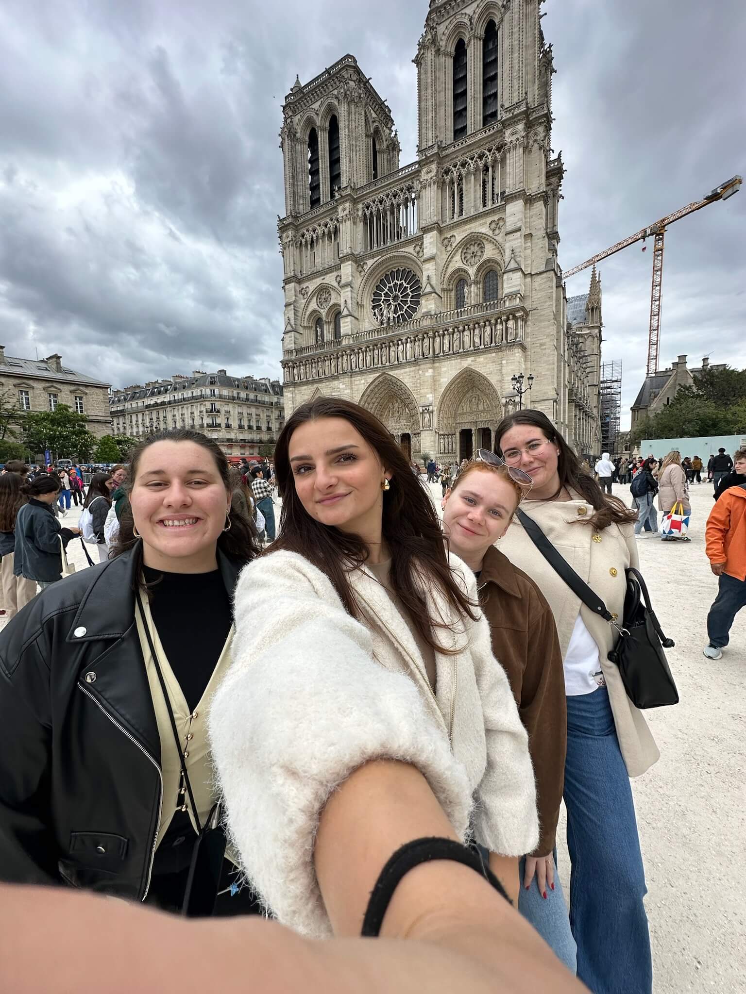 za-hranice-erasmus-blended-intensive-programme-parizi-im-ucm