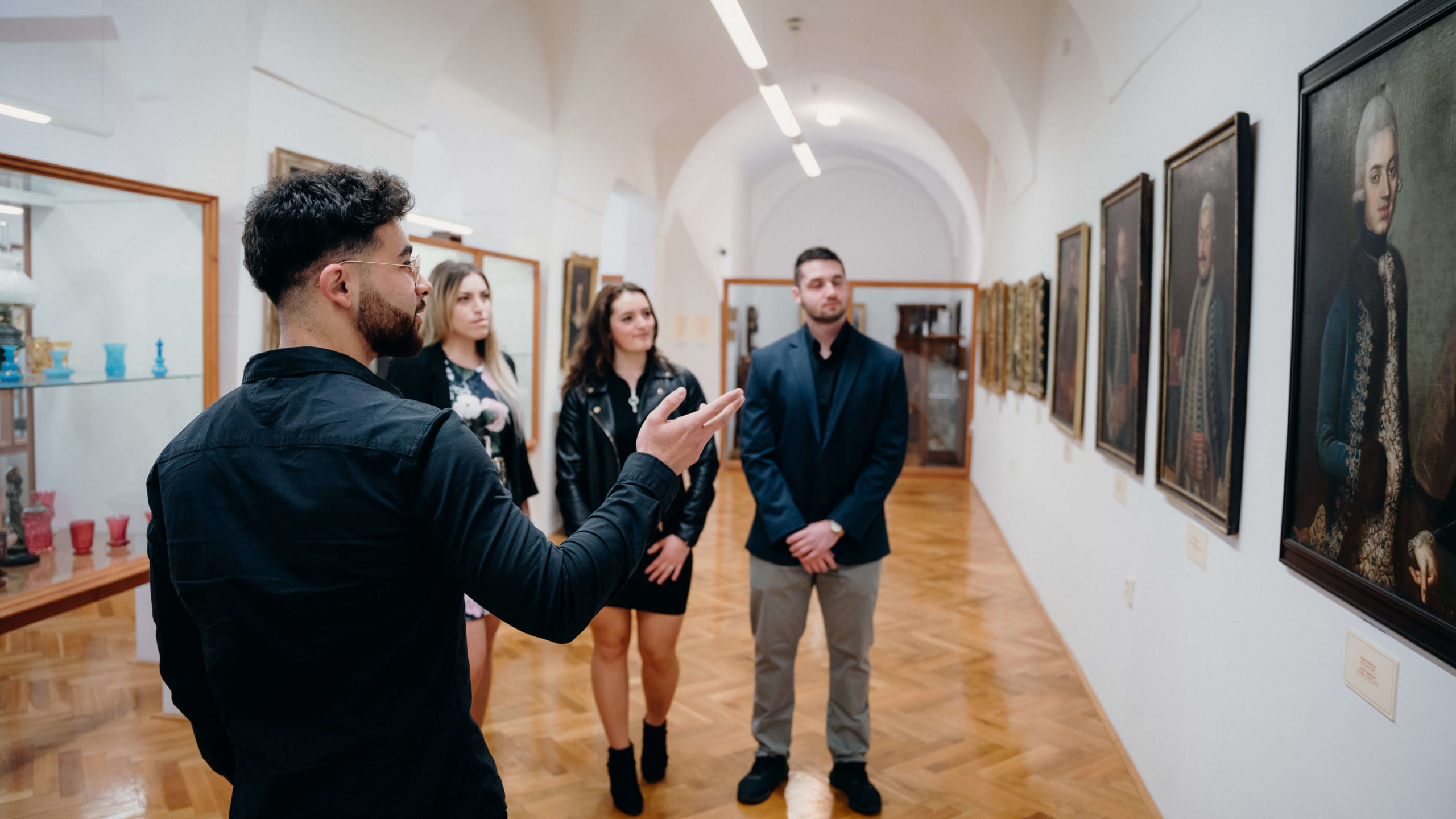 konzultacne hodiny im ucm scaled | WebJET CMS studium-manazmentu-ucm